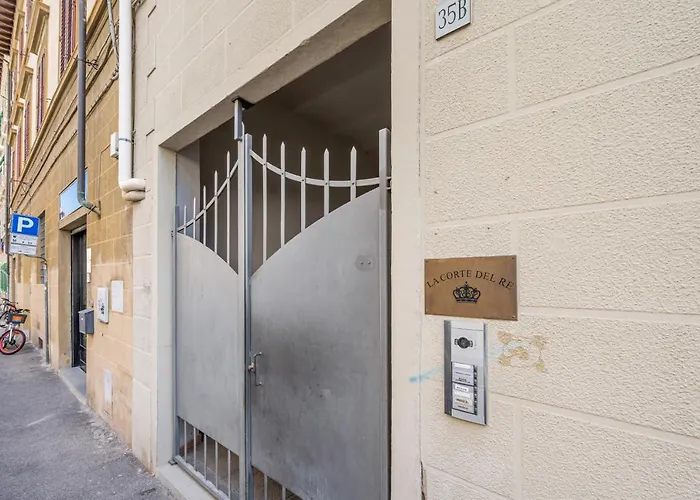 La Corte Del Re - Piazza Della Libertà
